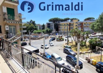 52 - Four-room apartment Via Edoardo Nicolardi 2, Napoli (neighborhood Colli Aminei) - photo 9