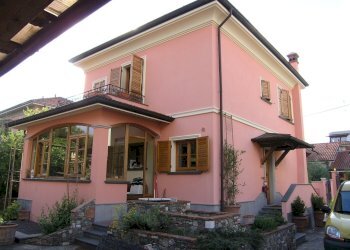 Vista frontale - Villa Sarzana - foto 1