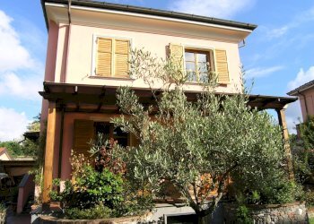Vista laterale - Villa Sarzana - foto 2