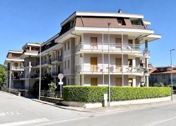 Four-room apartment Via della Repubblica, Roccavione - photo 32