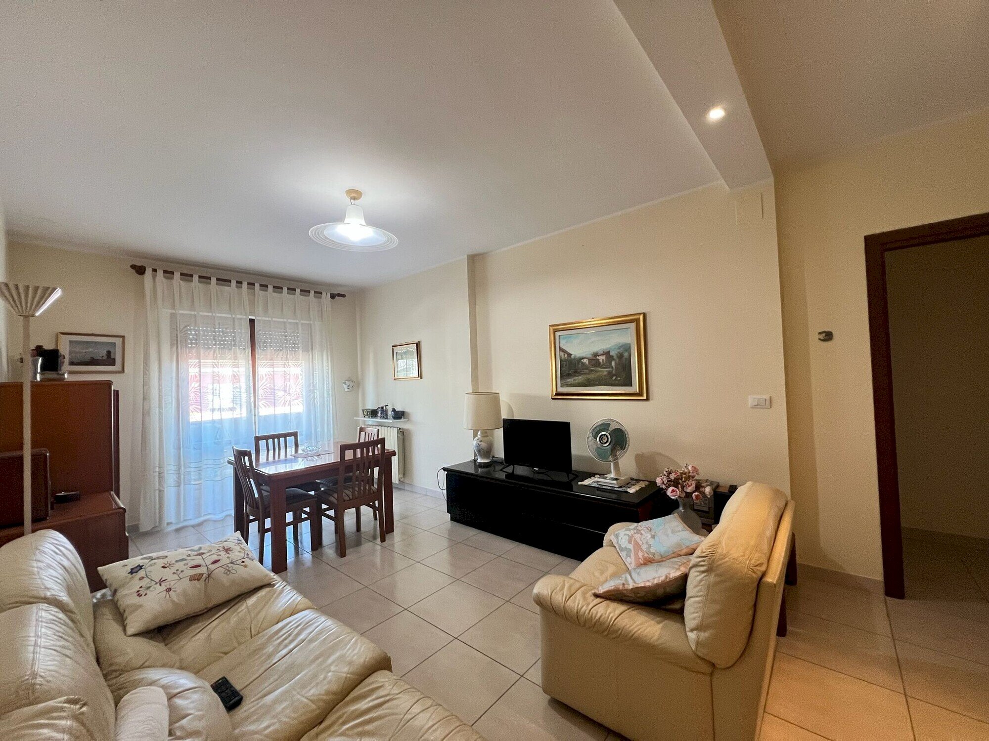 Four-room apartment Via parigi, 70, Spoltore - photo 1