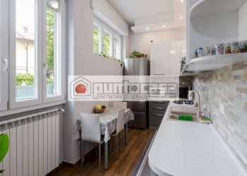 Portion of a house Concorezzo - photo 9