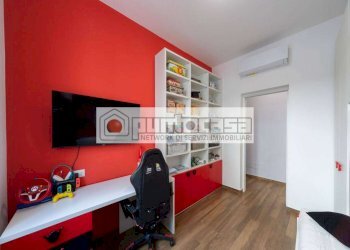 Portion of a house Concorezzo - photo 18