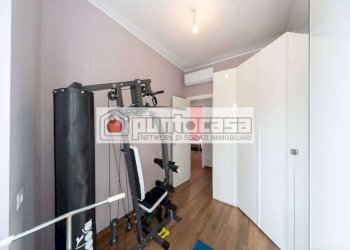 Portion of a house Concorezzo - photo 23