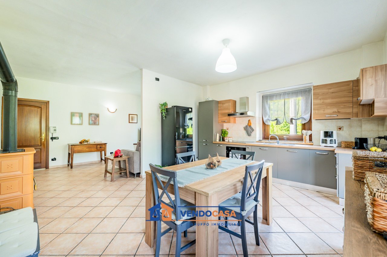 Four-room apartment Roccaforte Mondovì - photo 3