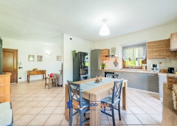 Four-room apartment Roccaforte Mondovì - photo 3