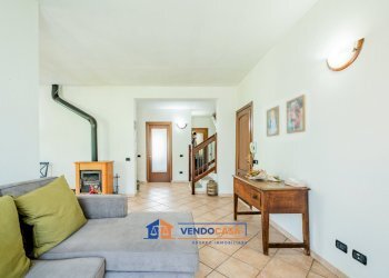 Four-room apartment Roccaforte Mondovì - photo 4