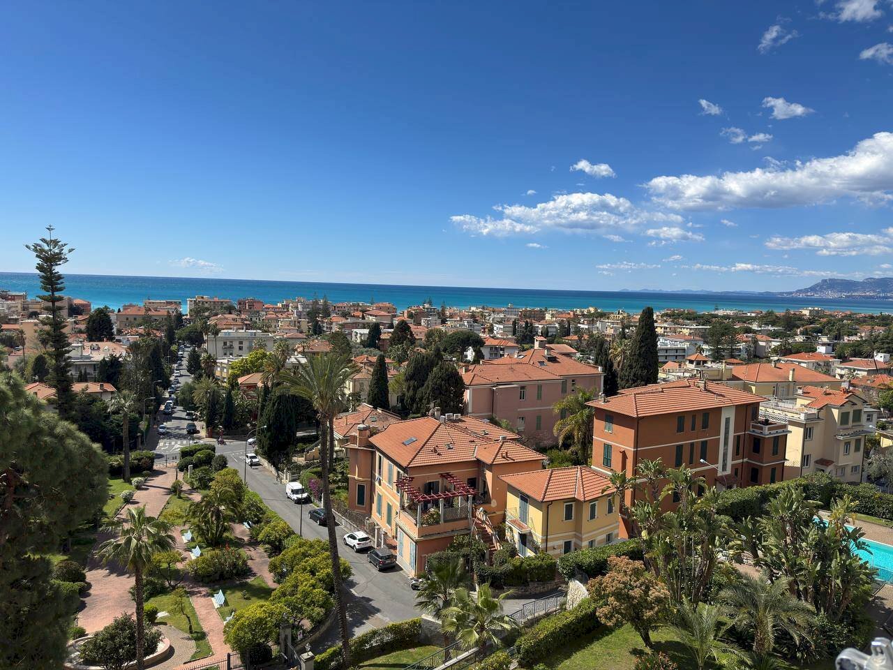 Two-room apartment Bordighera - photo 1