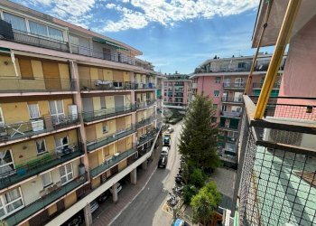 Two-room apartment Via Francesco Baracca, Rapallo - photo 1