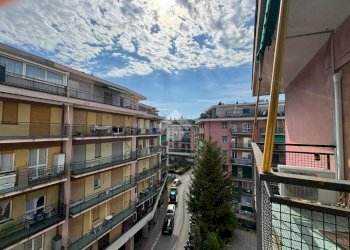 Two-room apartment Via Francesco Baracca, Rapallo - photo 3