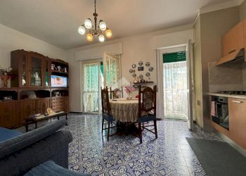 Two-room apartment Via Francesco Baracca, Rapallo - photo 24