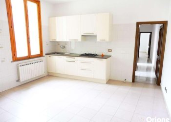 Four-room apartment Modena - photo 1