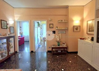 Appartamento Via villini ambrogio negrone, Genova (zona Prà) - foto 2