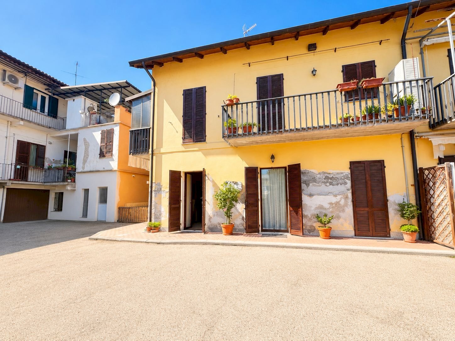 Townhouse Asti - photo 1