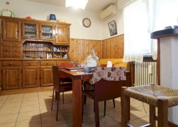 Four-room apartment Via L. Ariosto, Bagnolo in Piano - photo 4