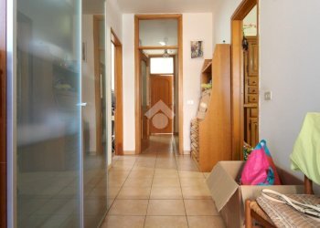 Four-room apartment Via L. Ariosto, Bagnolo in Piano - photo 7