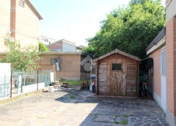 Four-room apartment Via L. Ariosto, Bagnolo in Piano - photo 25