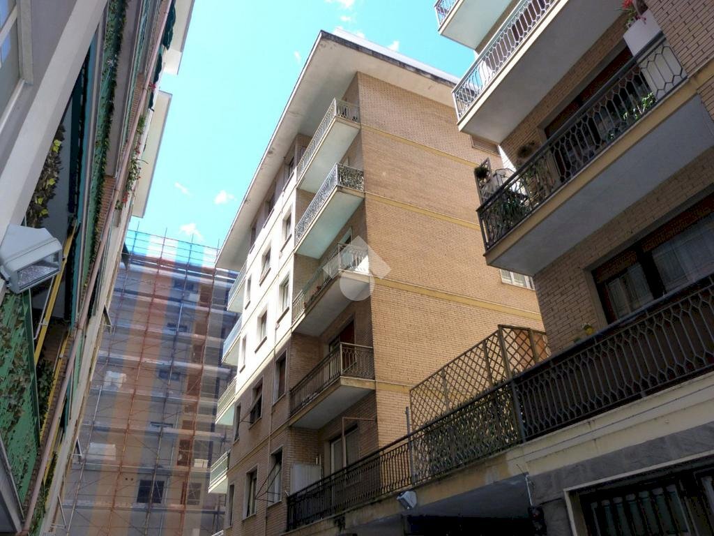 Four-room apartment corso dante, Chiavari - photo 1