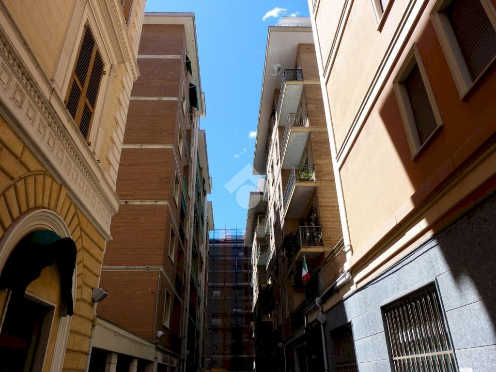 Four-room apartment corso dante, Chiavari - photo 2