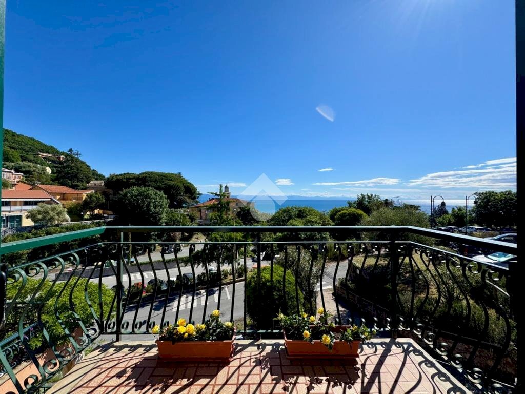 Three-room apartment Via Bonini, Bergeggi - photo 2