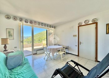 Four-room apartment Via del Caprifoglio, Bergeggi - photo 7