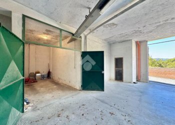 Four-room apartment Via del Caprifoglio, Bergeggi - photo 32