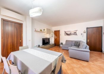 Four-room apartment Via luigi reverberi, Montecchio Emilia - photo 3