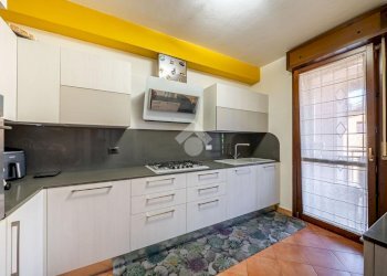 Four-room apartment Via luigi reverberi, Montecchio Emilia - photo 15