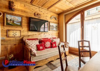 Bilocale Rue Monseigneur Jean Joconde Stévenin 11, 11, Aosta - foto 4