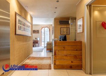 Apartment Rue Monseigneur Jean Joconde Stévenin 11, 11, Aosta - photo 2