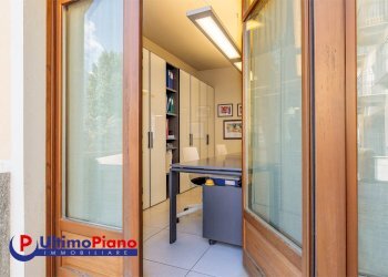 Apartment Rue Monseigneur Jean Joconde Stévenin 11, 11, Aosta - photo 27