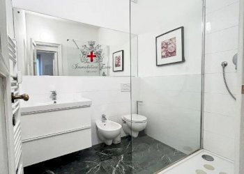 Three-room apartment Milano (neighborhood Porta Nuova) - photo 12