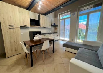 Three-room apartment Alba - photo 1