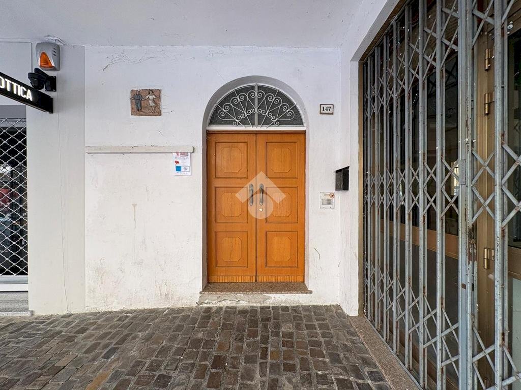 Casa semi indipendente Via gramsci, Castelnovo di Sotto - foto 1