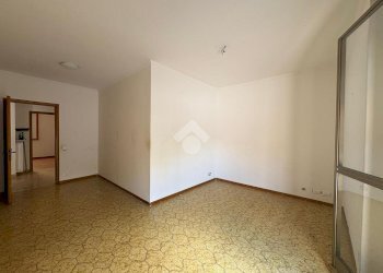 Casa semi indipendente Via gramsci, Castelnovo di Sotto - foto 4