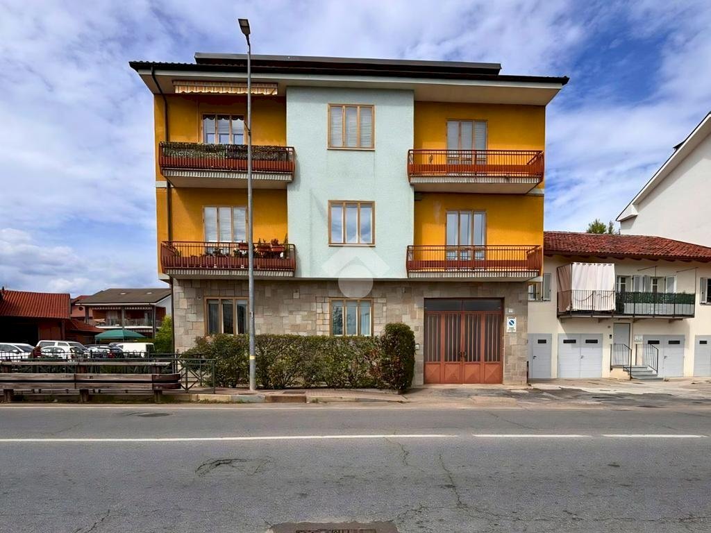 Three-room apartment Strada Genova, Moncalieri - photo 1