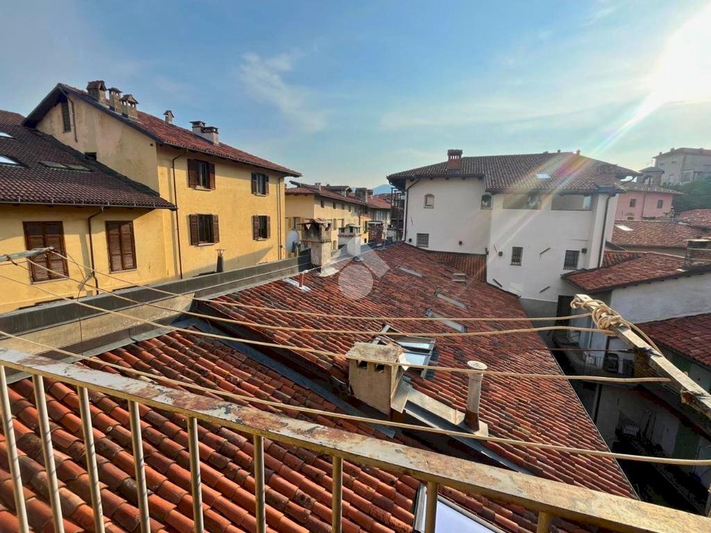 Two-room apartment Via Assietta, Pinerolo - photo 1