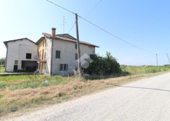 Casa semi indipendente Via canalina, Cadelbosco di Sopra - foto 1