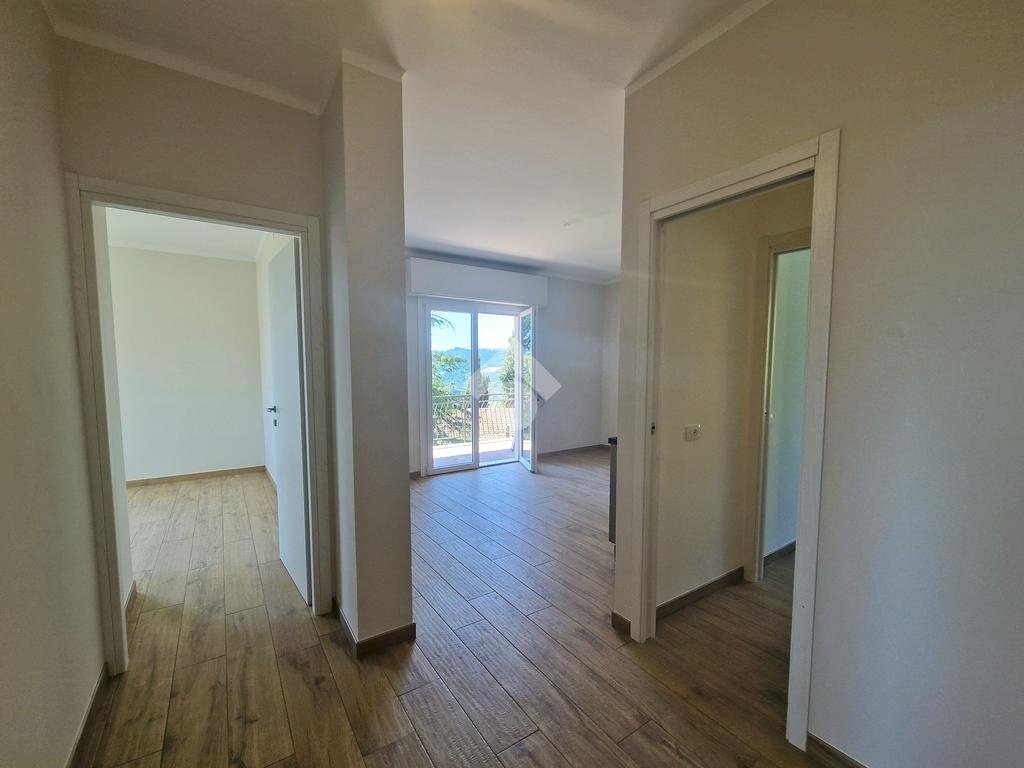 Four-room apartment Via Lampedusa, Castellaro - photo 3