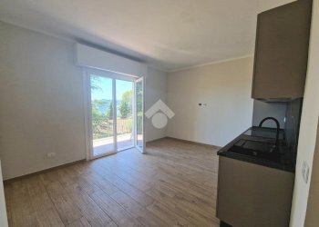 Four-room apartment Via Lampedusa, Castellaro - photo 4