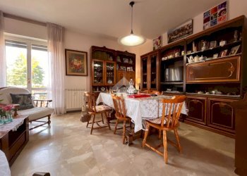 Trilocale Via Adua, Galliate - foto 1
