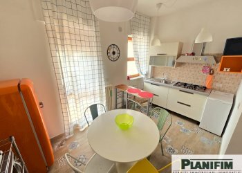 Foto 3 - Four-room apartment Via Della Resistenza
 
48, Bari - photo 3