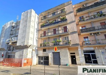 Foto 1 - Commercial Premises Largo San Francesco
 
7/a, Capurso - photo 1
