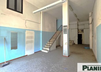 Foto 2 - Commercial Premises Largo San Francesco
 
7/a, Capurso - photo 2