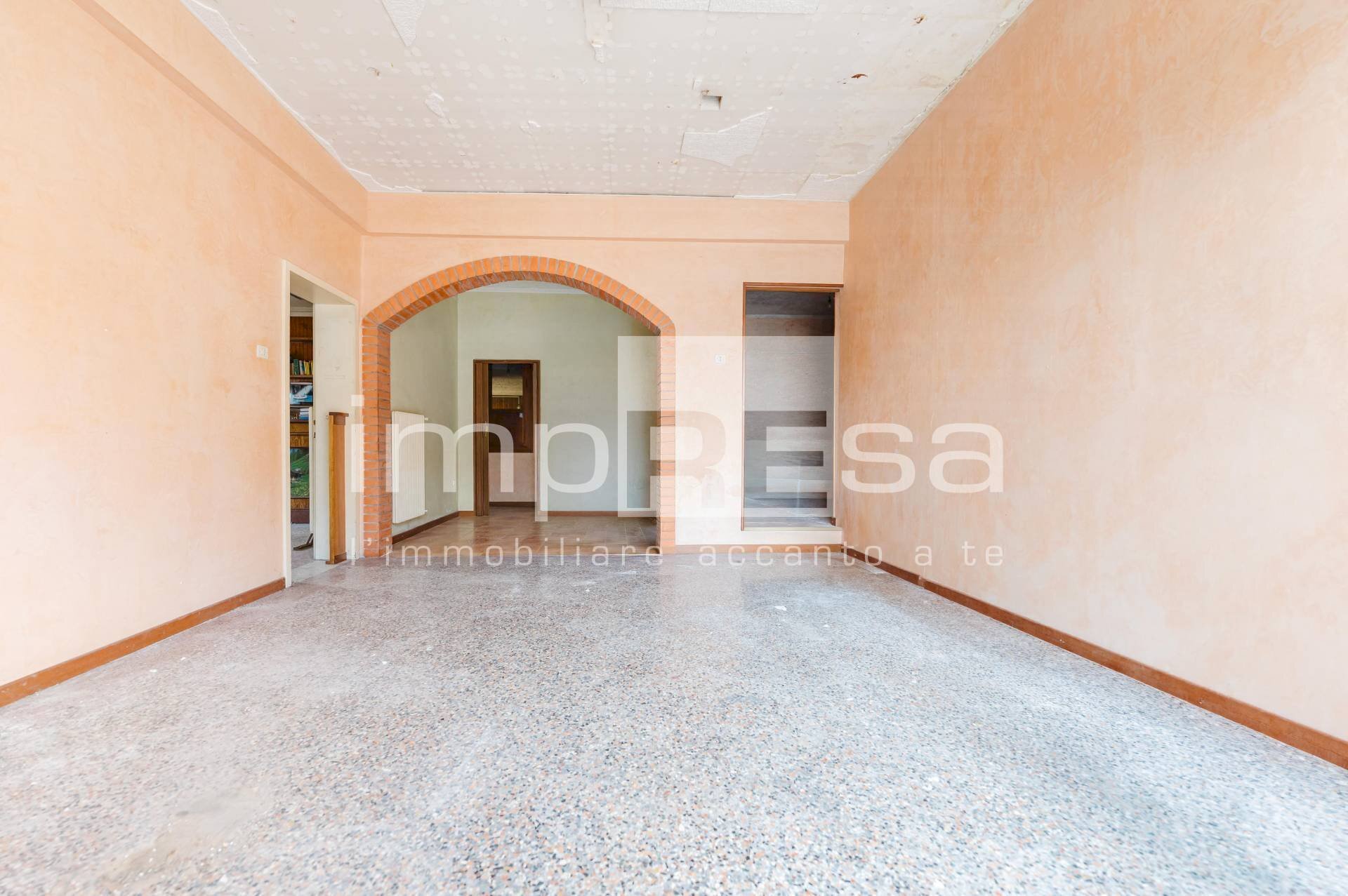 Foto 1 - Commercial Premises Via Cesare Battisti
 
31, Orsago - photo 1