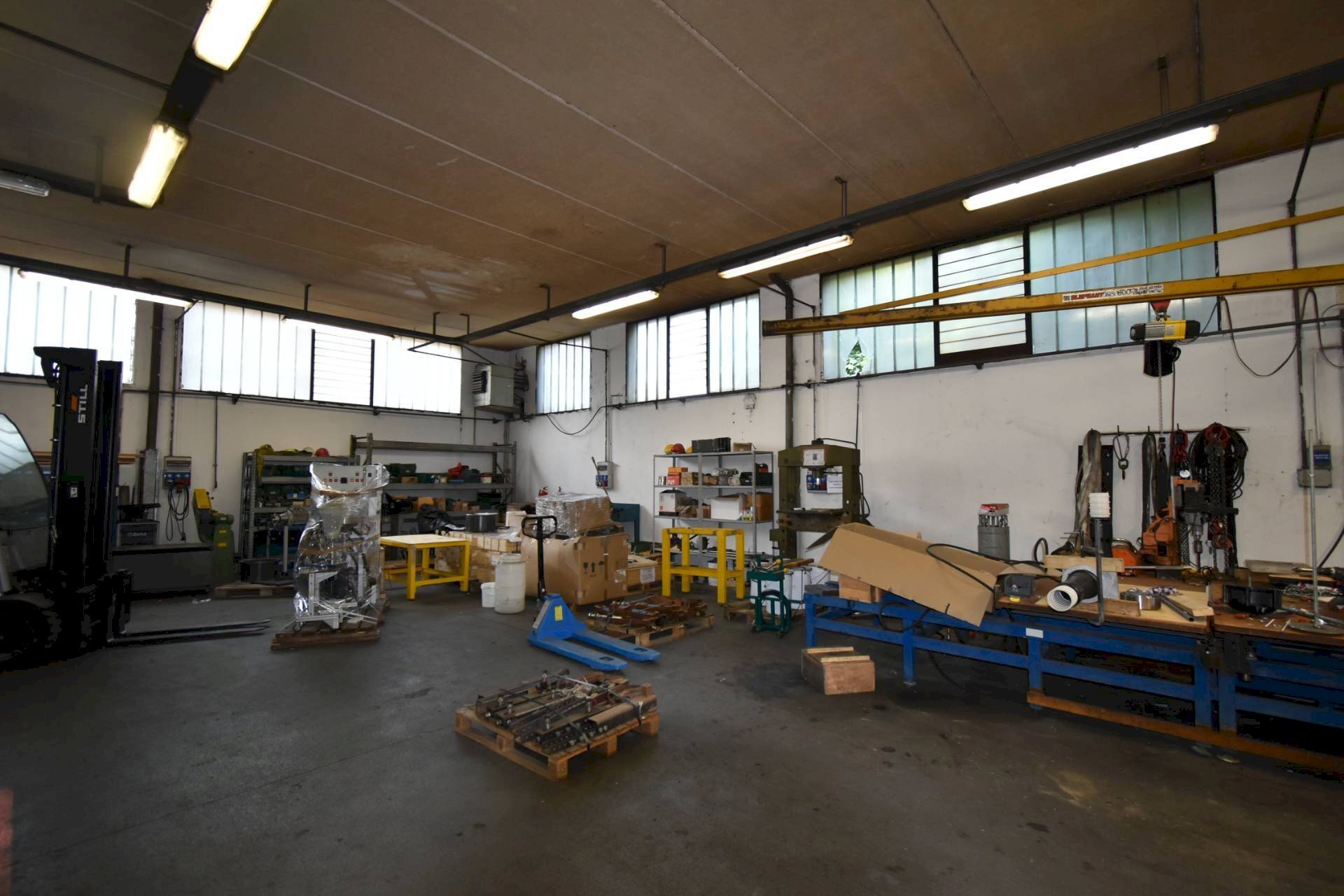 Foto 1 - Capannone VIA CASCINA RESTELLI, Aicurzio - foto 1