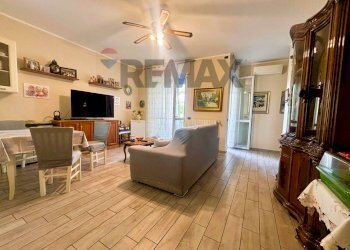 Sala da pranzo - Four-room apartment Vittuone - photo 1