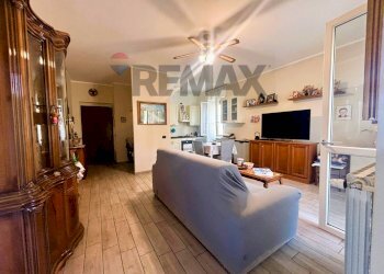 Soggiorno - Four-room apartment Vittuone - photo 2