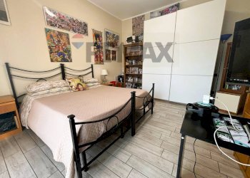 Camera / camera da letto - Four-room apartment Vittuone - photo 10