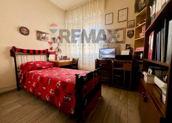 Camera / camera da letto - Four-room apartment Vittuone - photo 11